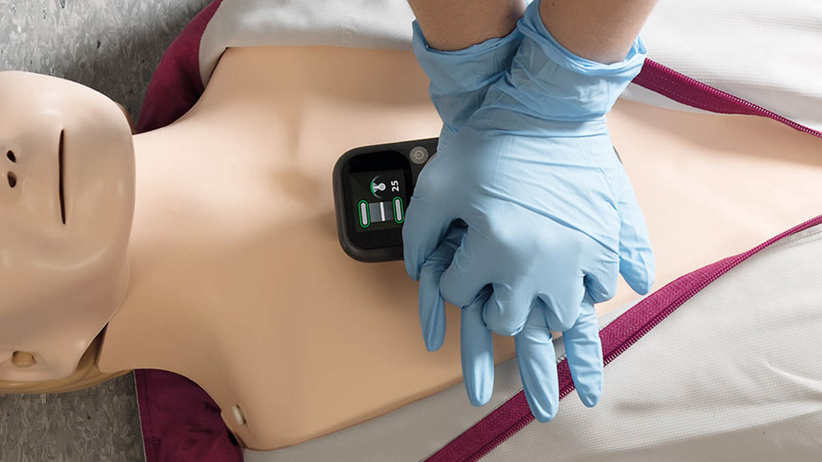 Training Smarter CPR Manikins with Feedback Devices